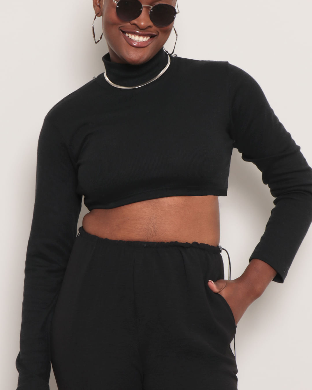 Blusa-4846-Cropped-Ml-Canelado-Gola-Alt---Preto