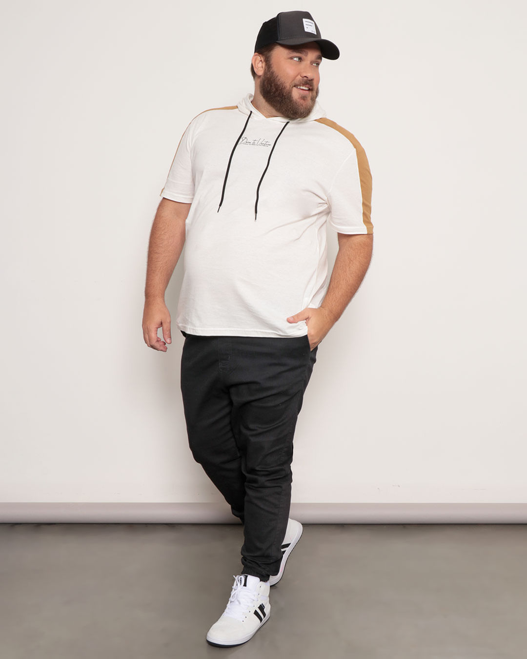 Camiseta-92534-Capuz-Rec-Ombro-Plus---Off-White