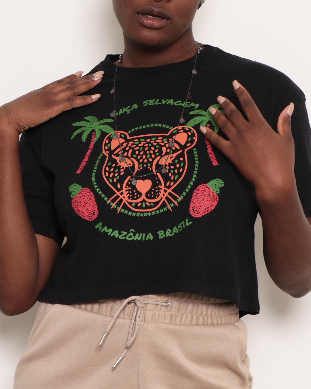 Blusa-Mc-Cropped-5470-Stonada-Silk-Onca---Preto