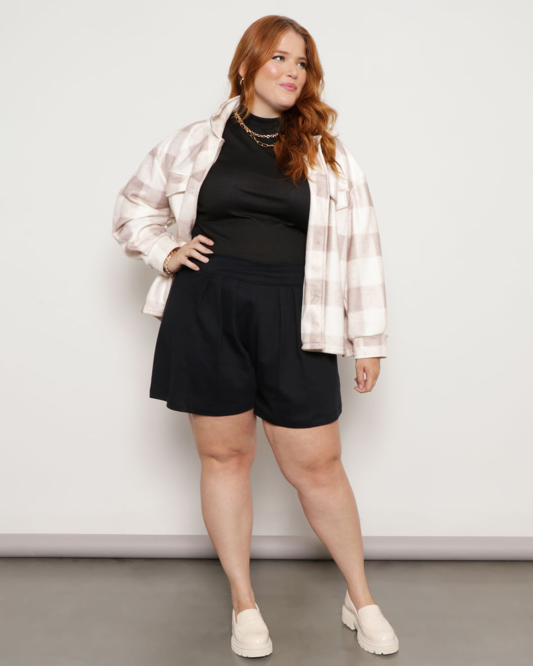 Shorts-739303t-Moletinho-Plissado---Preto