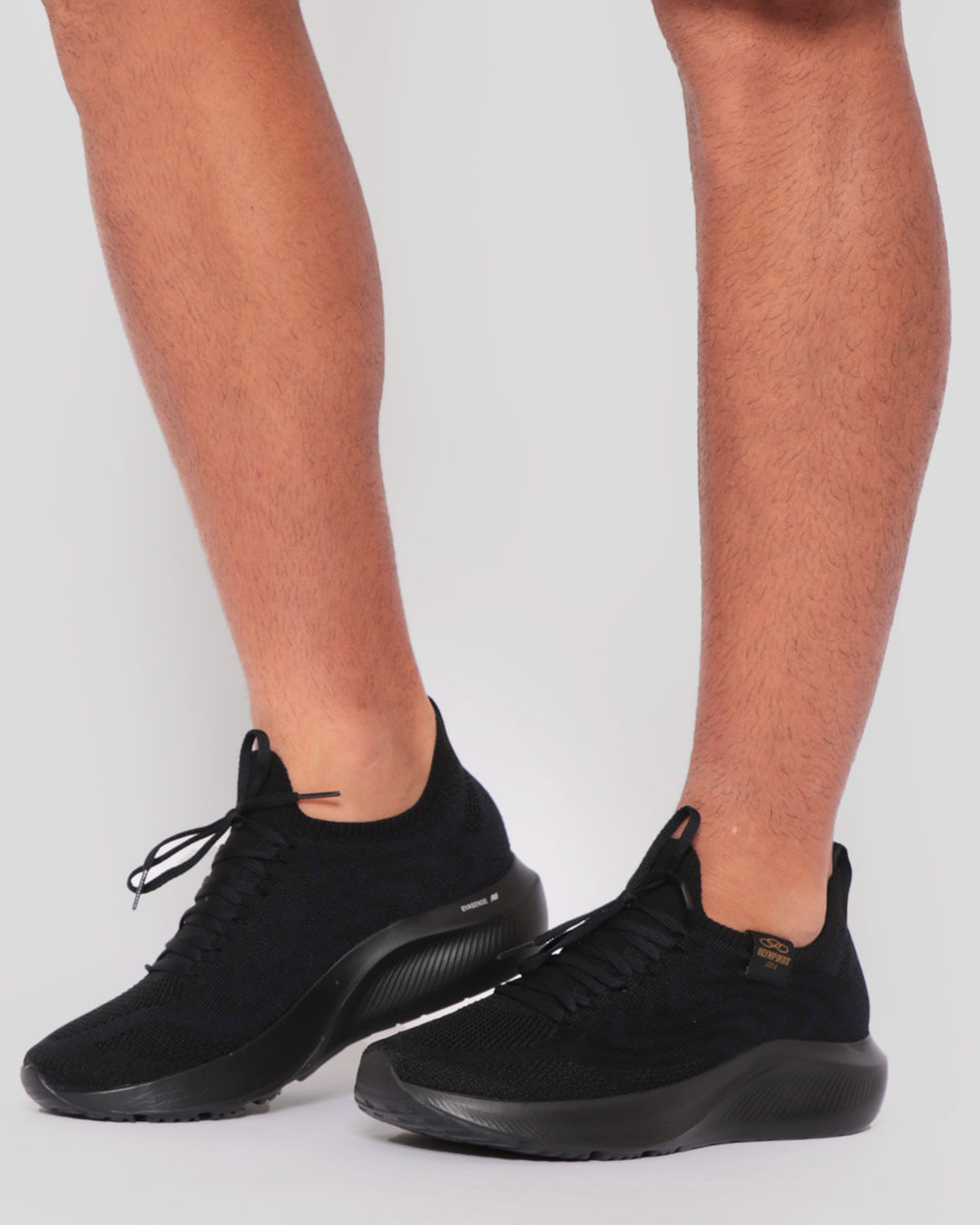 Tenis-43311130-Olympikus-232g-Ultraleve---Preto