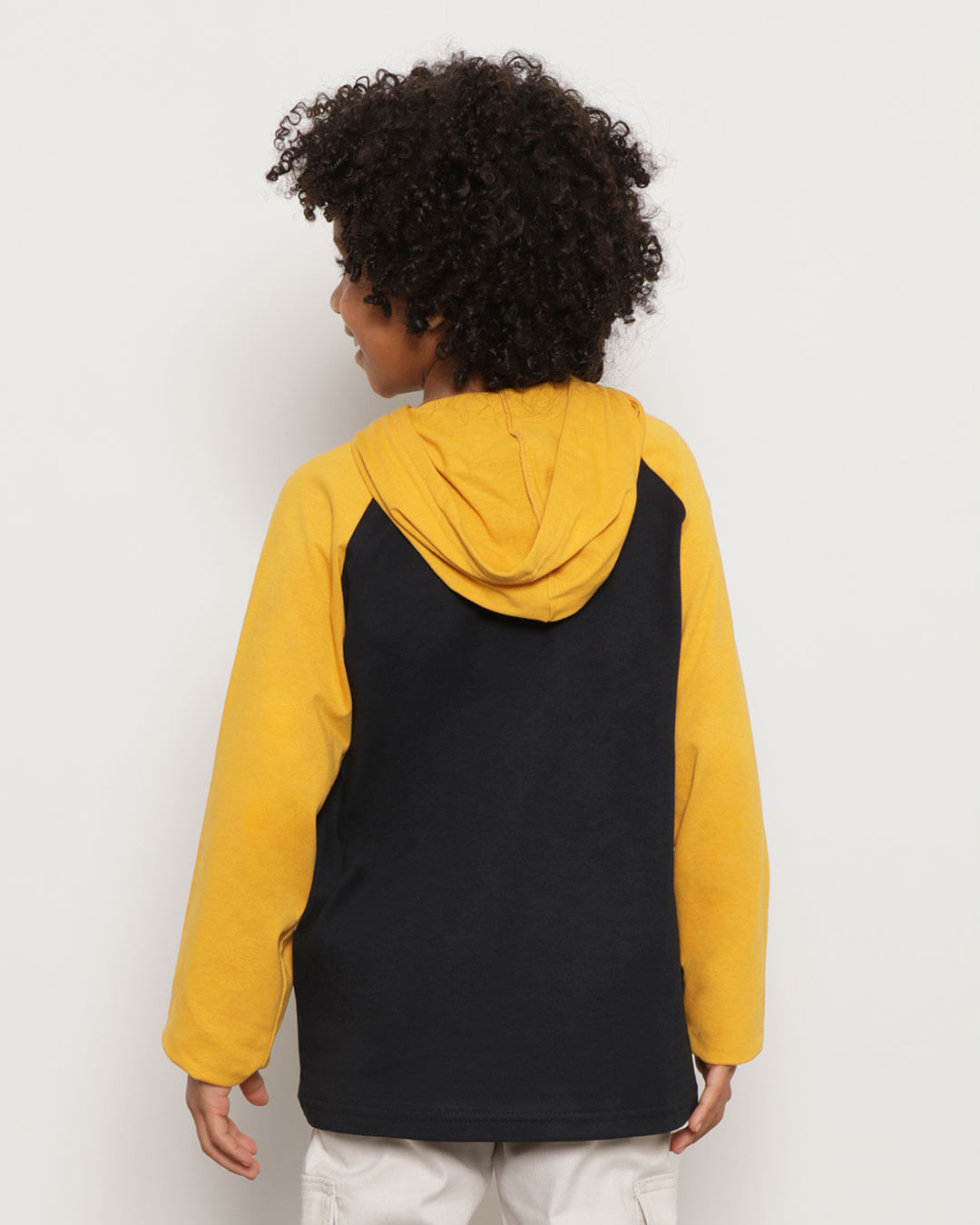 Camiseta-T37591-Raglan-Cp-M410-Ptomos---Preto