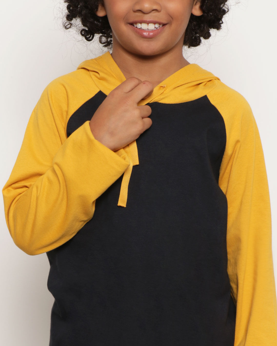 Camiseta-T37591-Raglan-Cp-M410-Ptomos---Preto