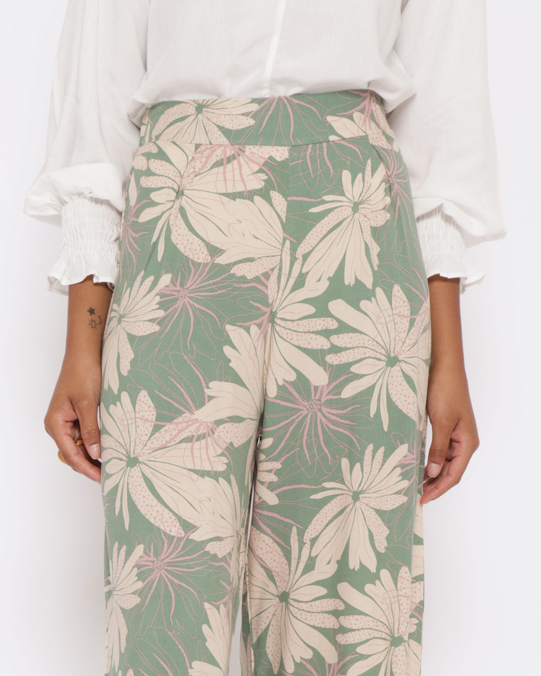Calca-9108re-Pantalona-Estampada---Verde-Floral
