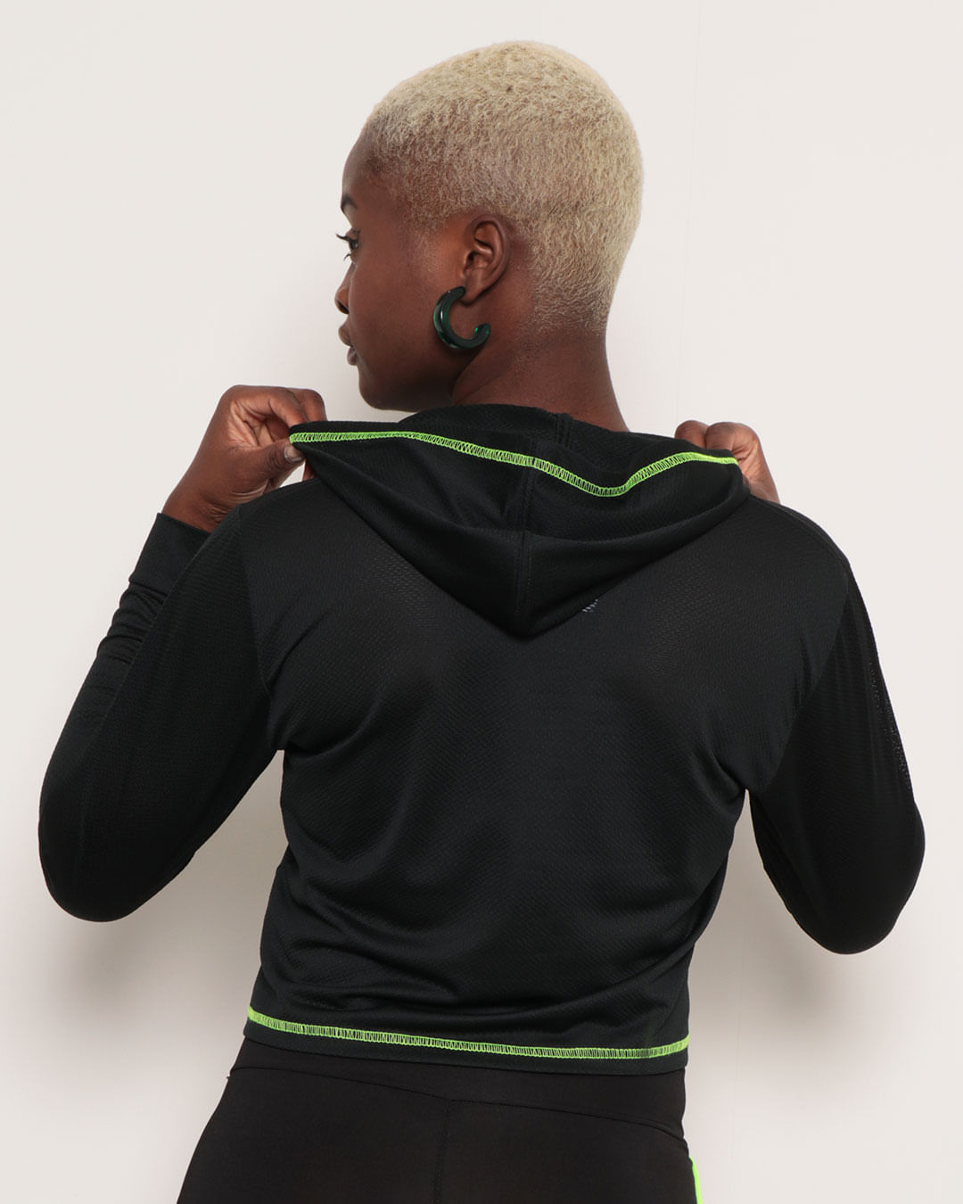 Blusa-12342-Ml-Comeia-Com-Capuz---Preto