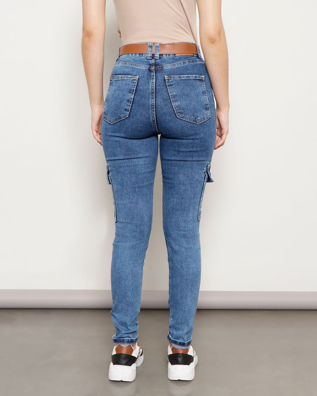 Calca-500296-Jns-Skn-Bolso-Cargo-Fem-Ad---Blue-Jeans-Medio