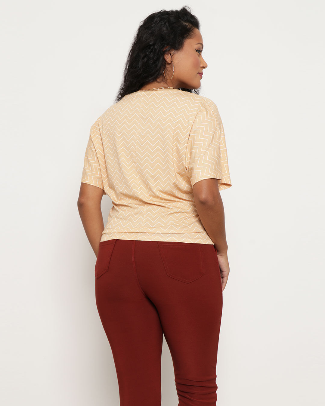 Blusa-Vs671-Estampada-C-Retilinea---Estampado-Outros