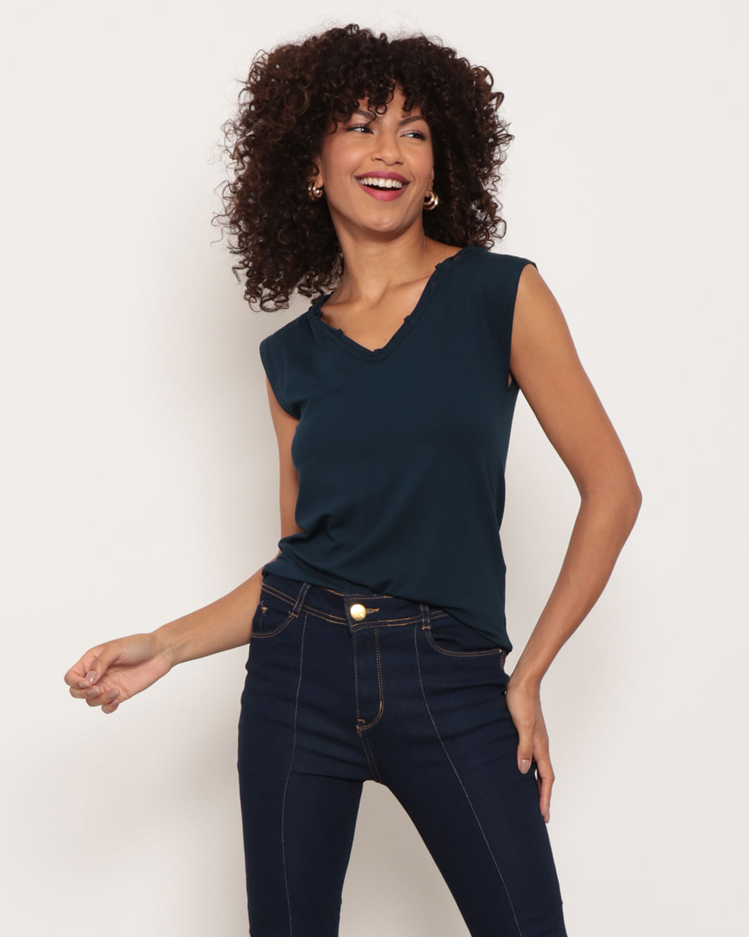 Blusa-5153-Detalhe-Decote---Marinho