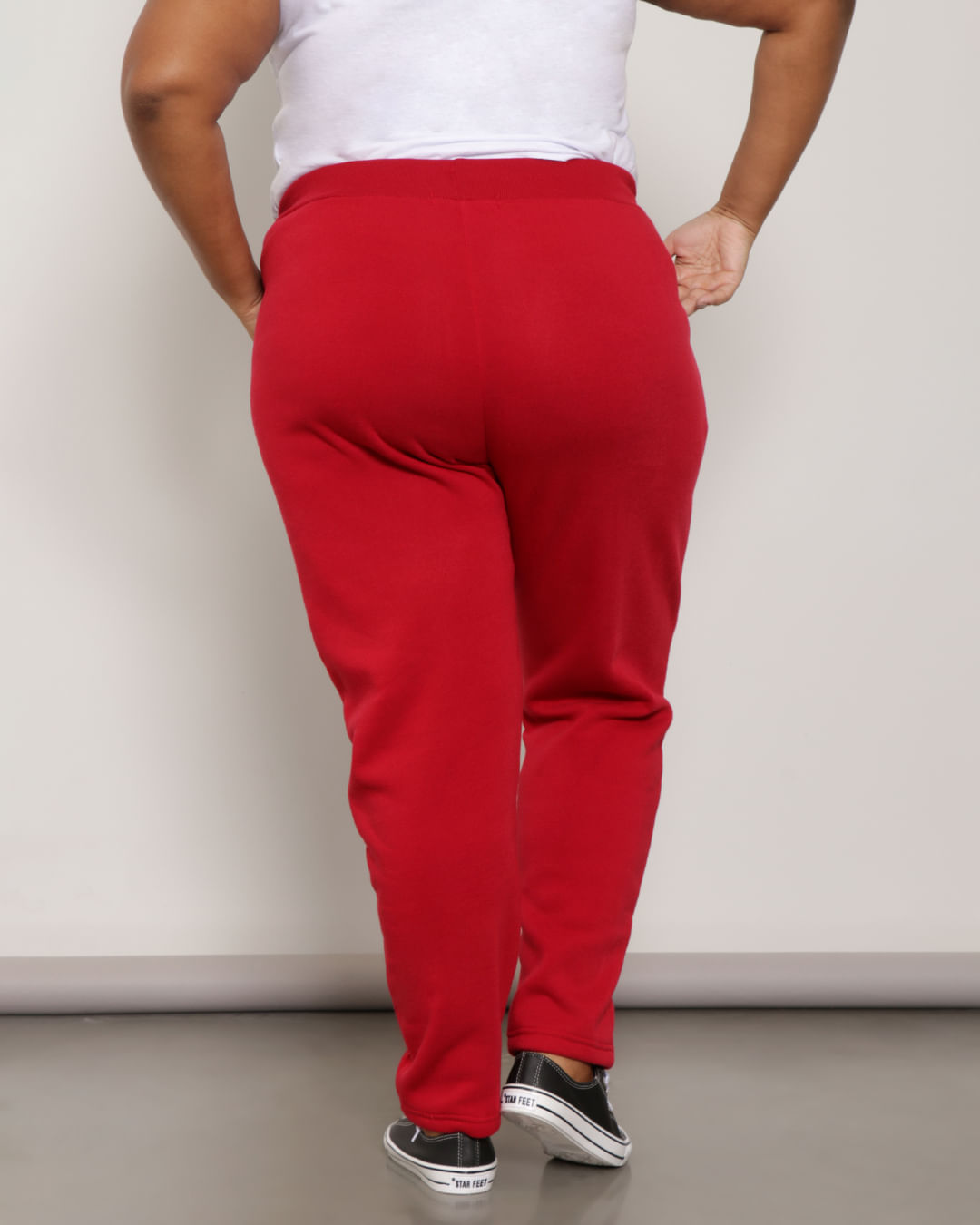 Calca-Reta-Plus-F-L00bp700-Vermelho---Vermelho-Escuro