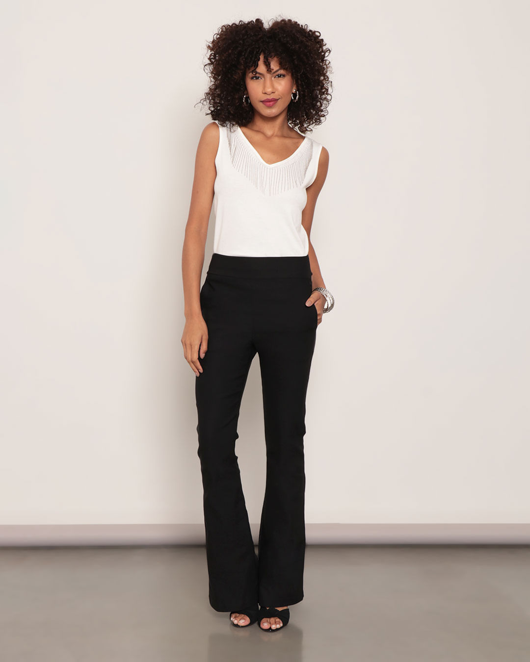 Regata-8198-C-Aviamento-Na-Gola---Off-White