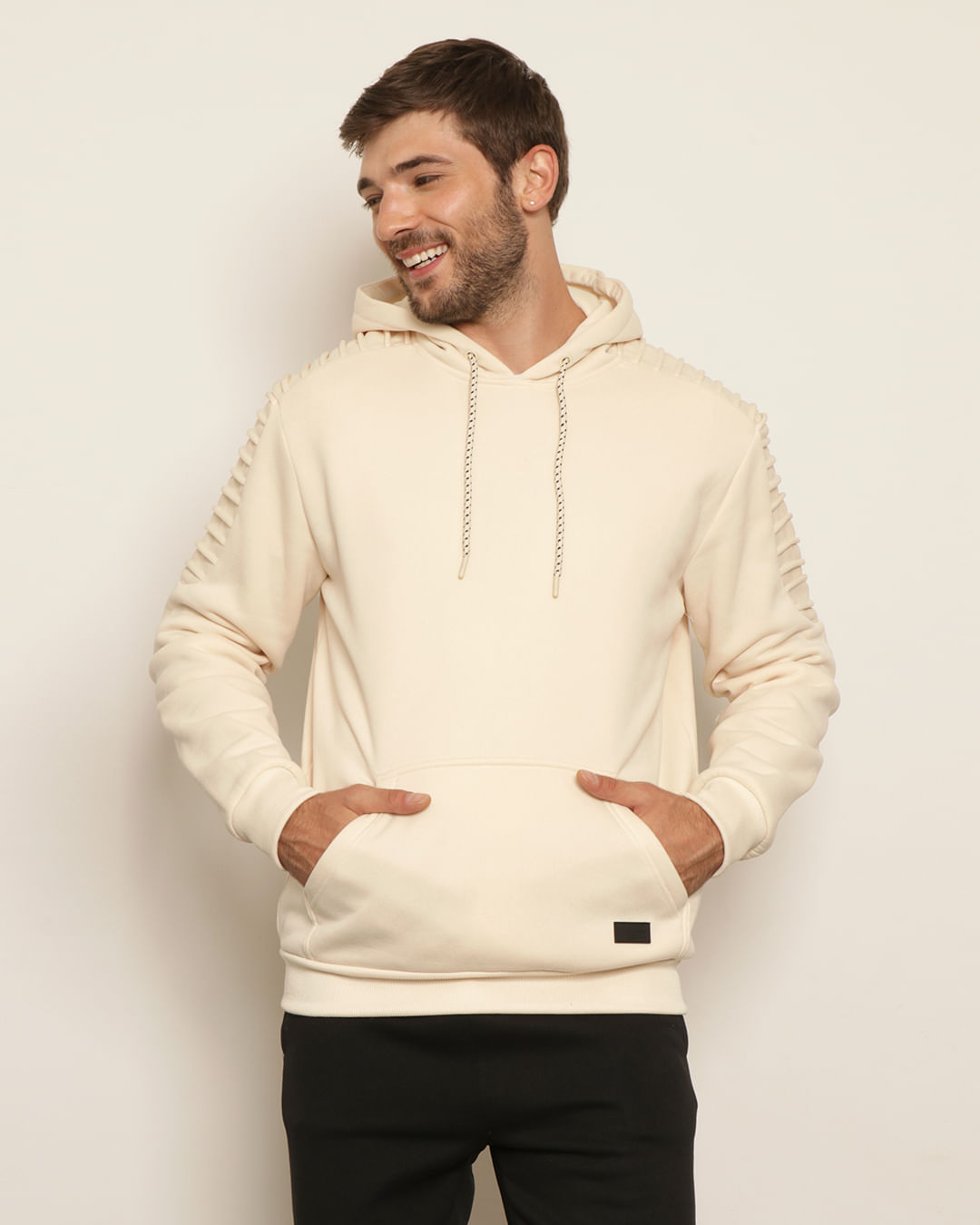 Moletom-Fech-Ch11-Nervura---Off-White
