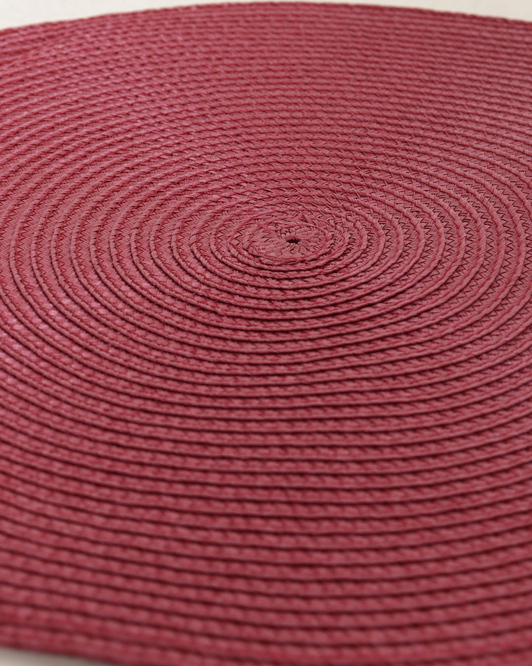 Lugar-Americano-Redondo-Bordo---Vermelho-Escuro