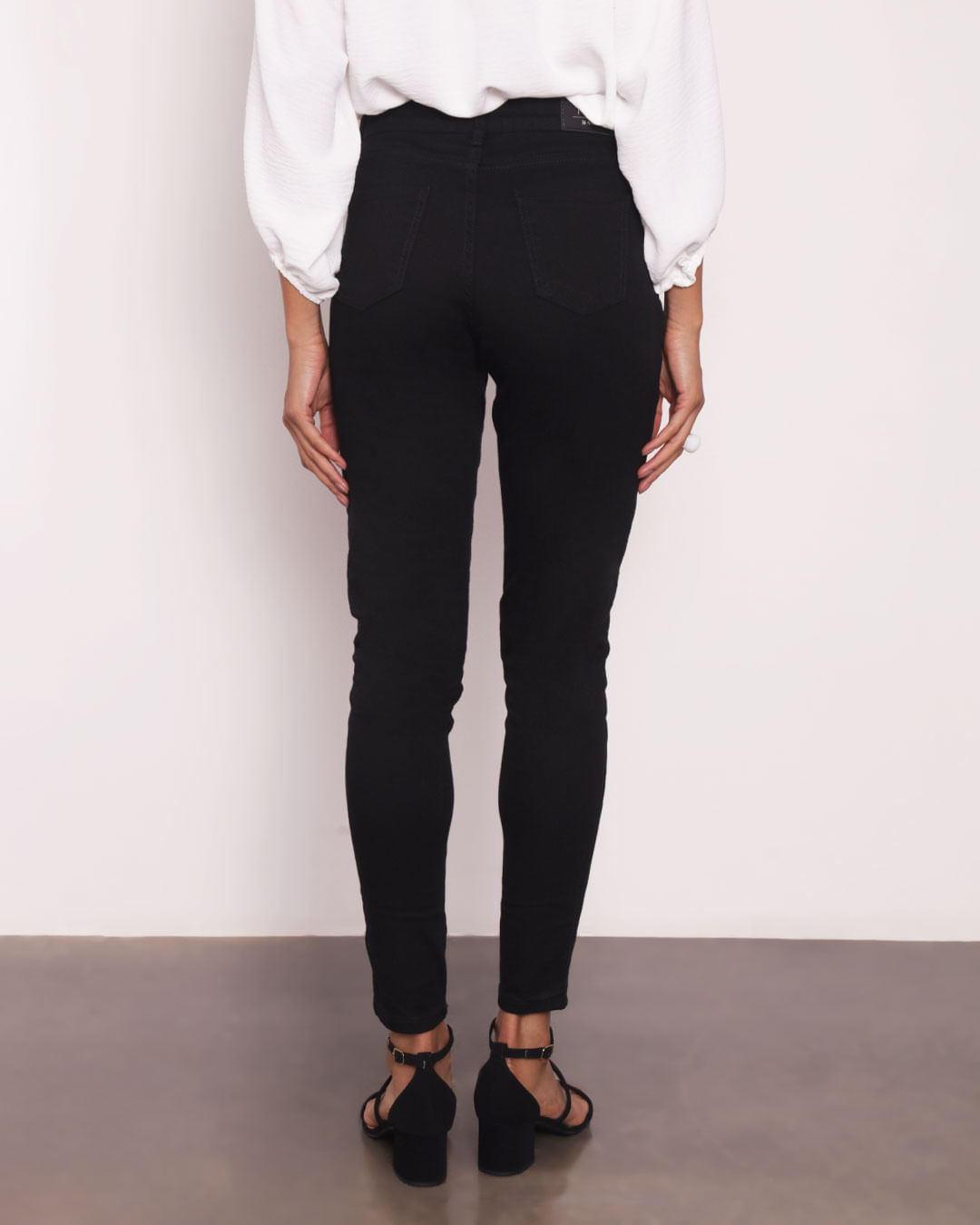 Calca-44572-Srj-Skn-Alf-Fem-Ad---Preto