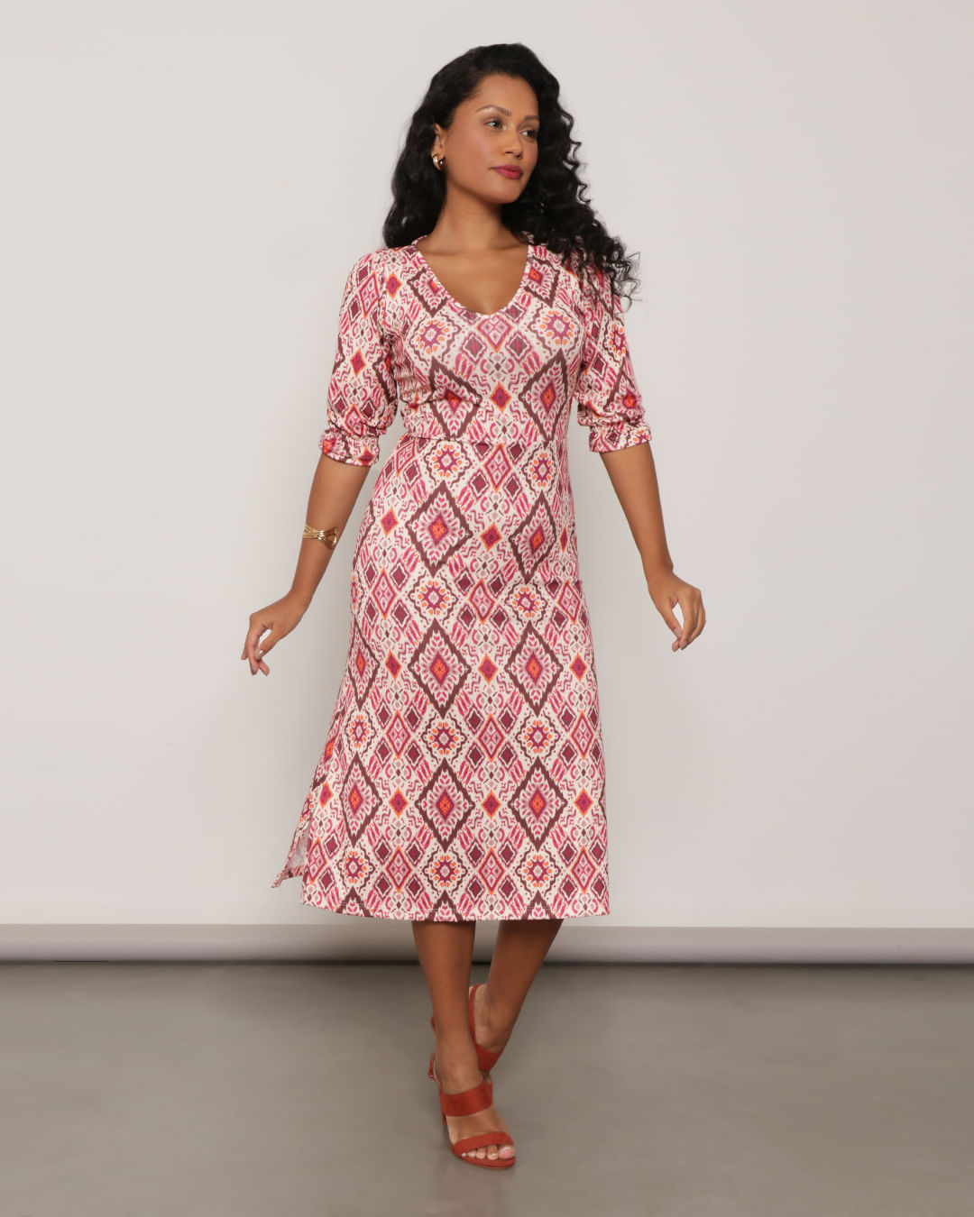 Vestido-21966-Estampado-Manga-34---Bege-Geometrico