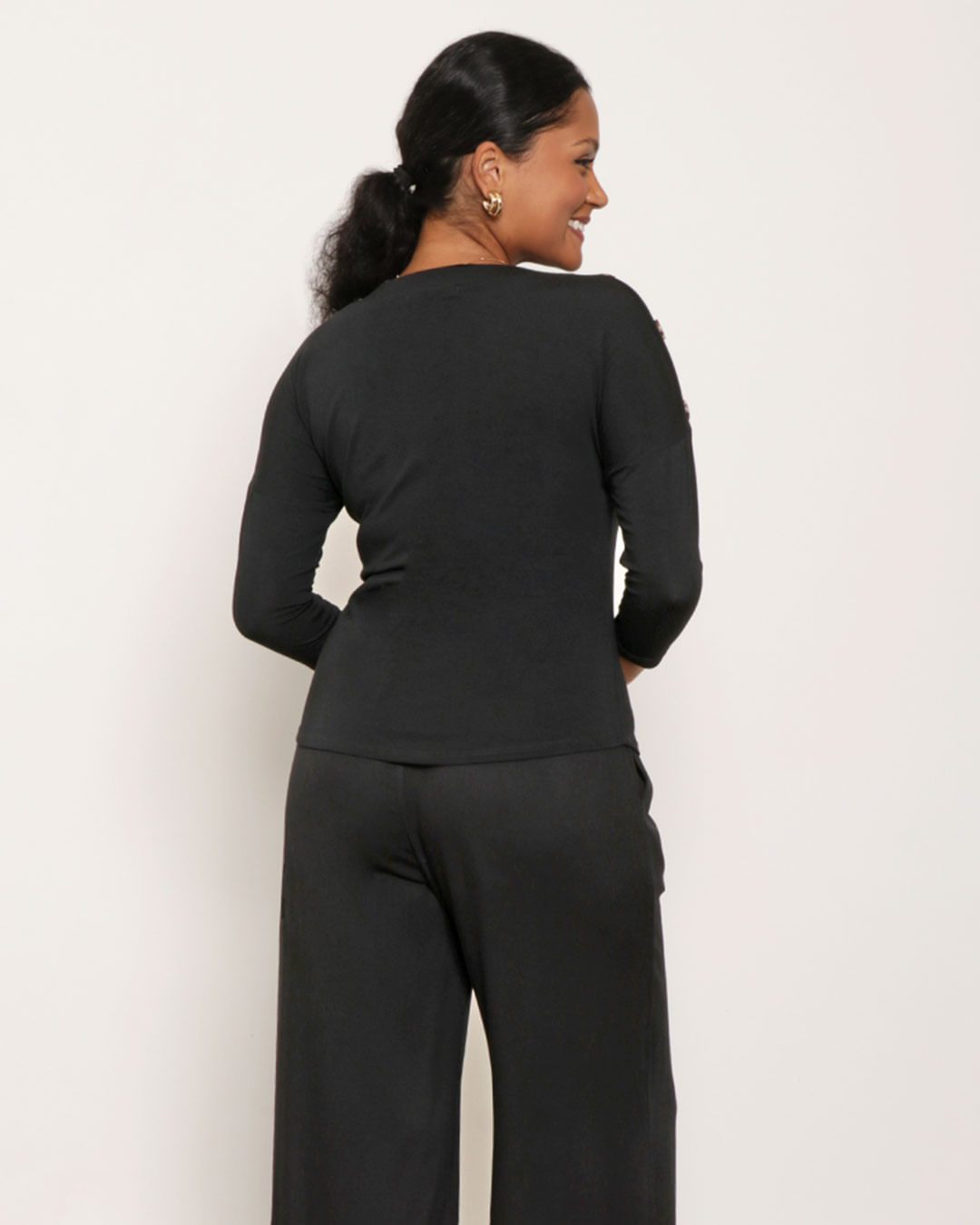 Blusa-Vs648-C-Botoes-Manga-78---Preto