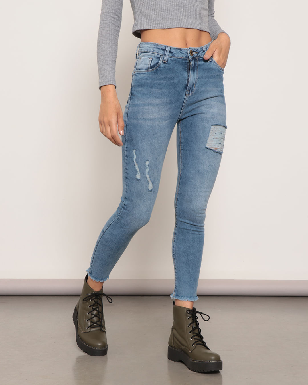 Calca-22602352-Jns-Skinny-Barr-Desf-Rasg---Blue-Jeans-Claro