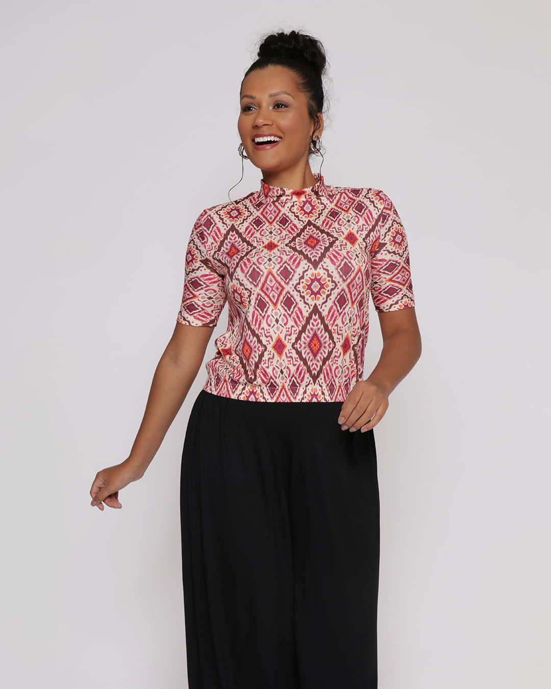 Blusa-1016576b-C-Colisse-Estampada---Bege-Geometrico