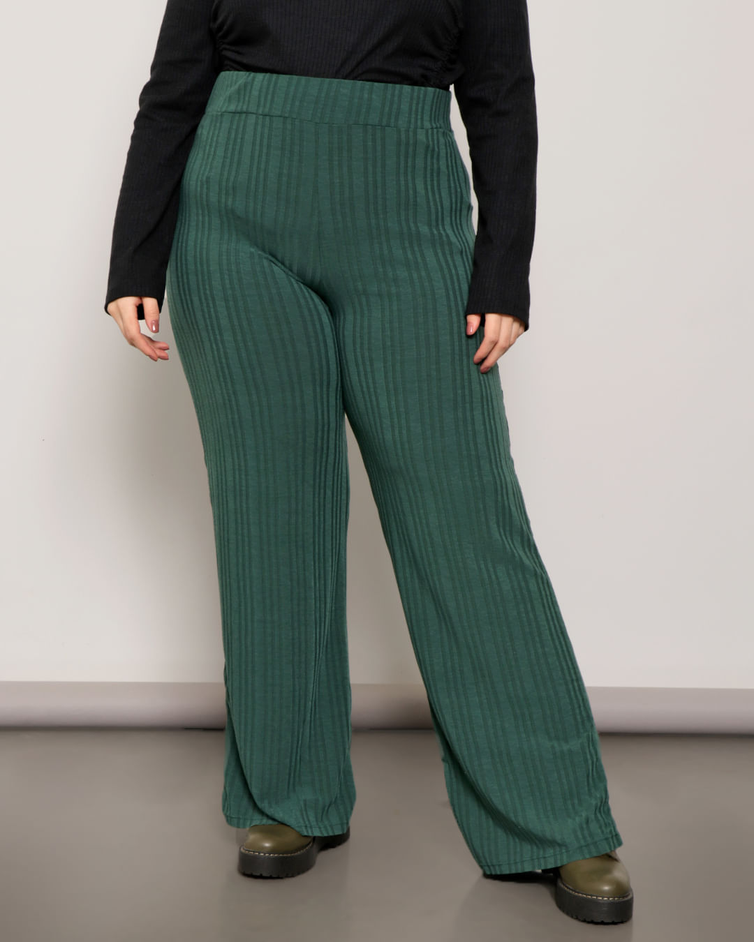 Calca-40057-Pantalona-Canelada---Verde-Escuro