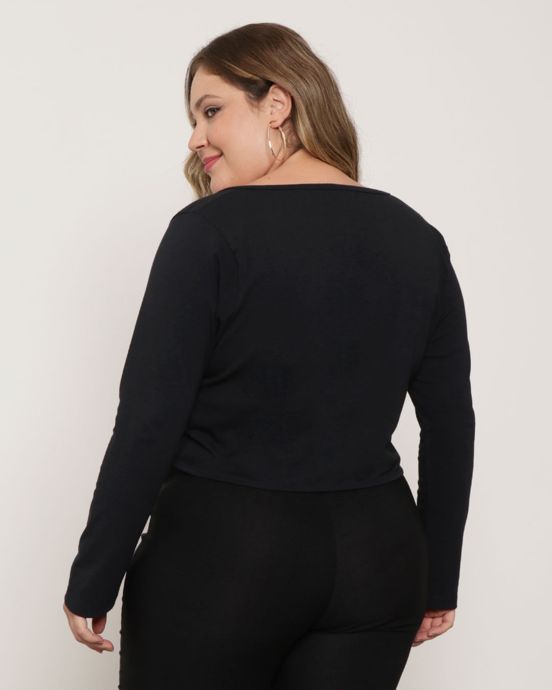 Blusa-231070-Ml-Corse-Lisa---Preto
