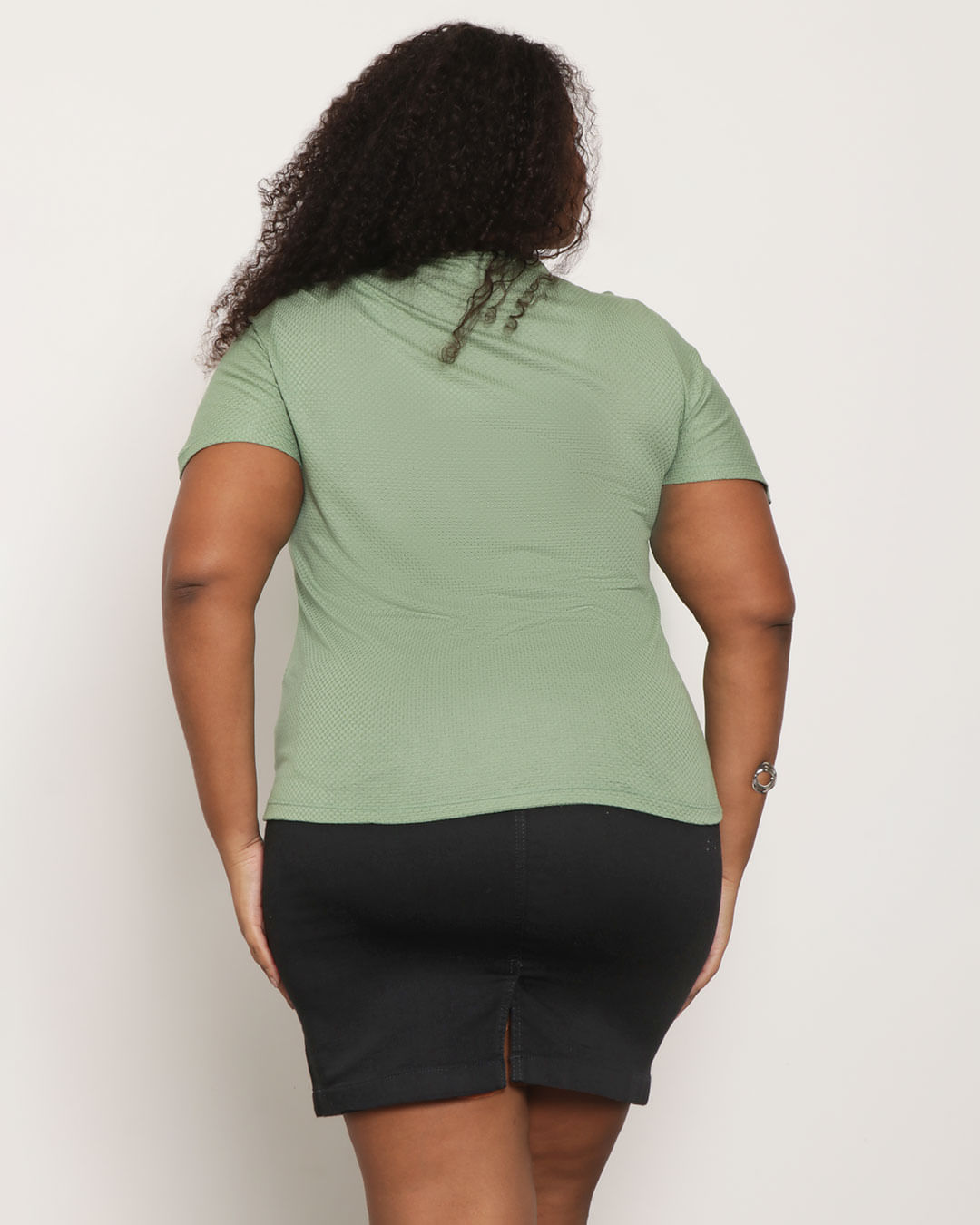 Blusa-21218-Mc-Dec-Gota-Det-Tranca---Verde-Medio