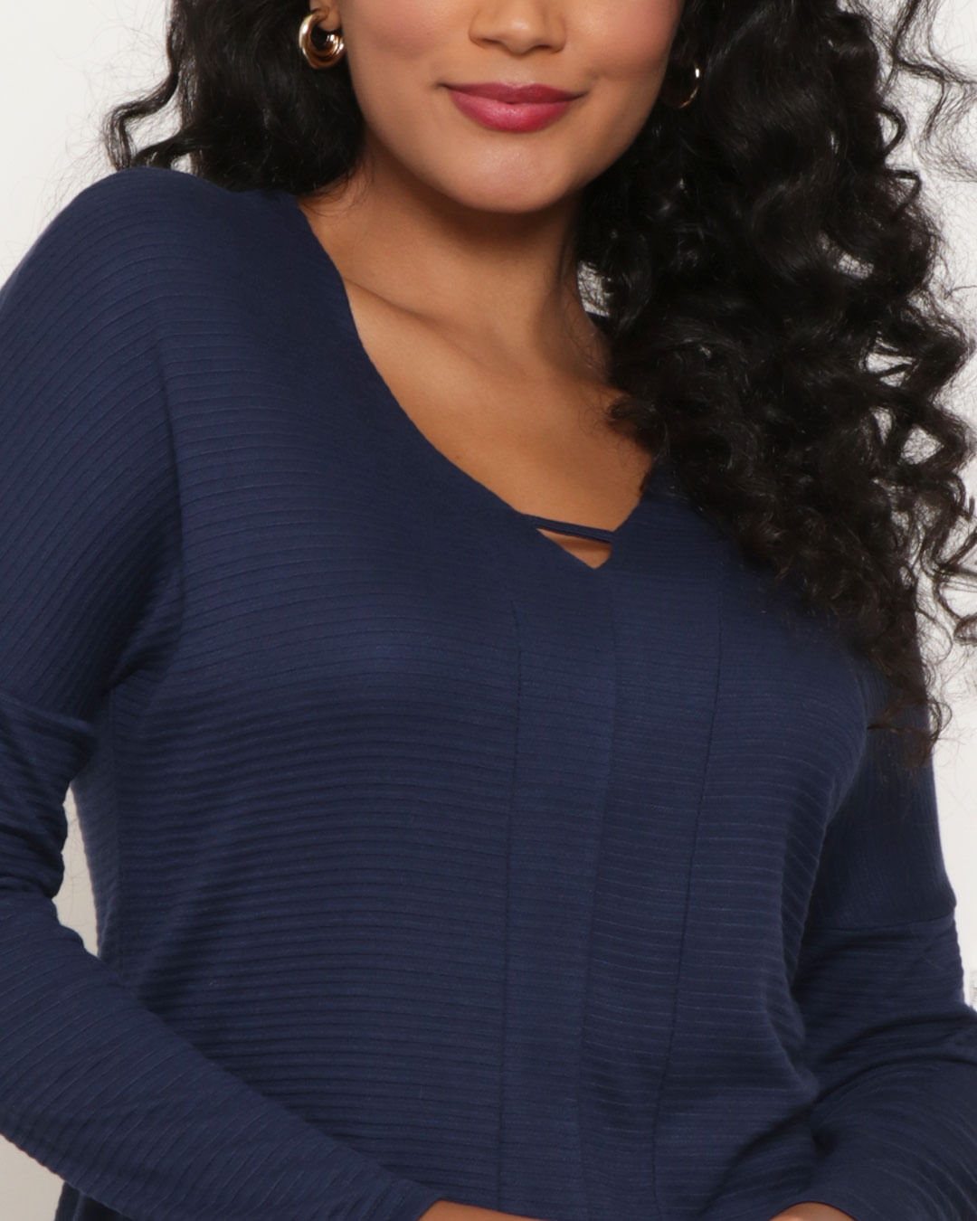 Blusa-3005714-Canelada-Gola-V---Marinho