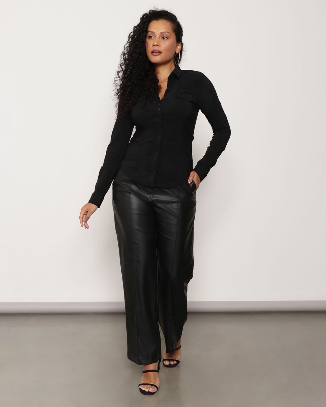Camisa-410242-C--Botoes---Preto