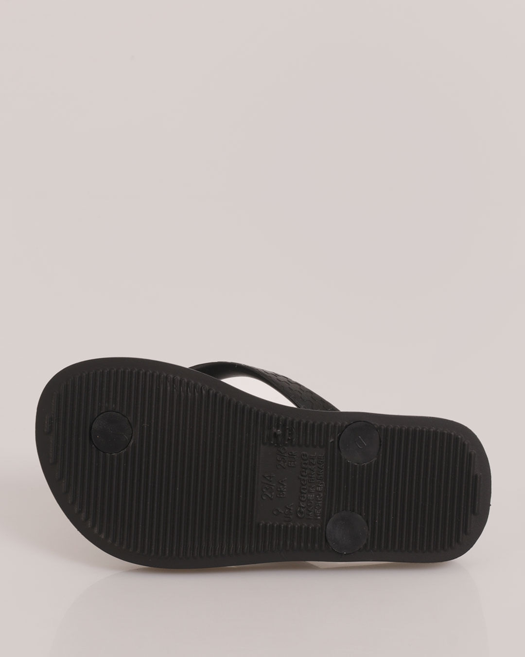 Chi-Infa-26048-Ar192-Preto-Max---Preto