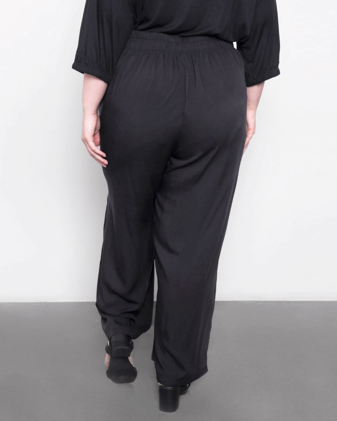 Calca-40574-Pantalona-Lisa-Cos-Elastico---Preto