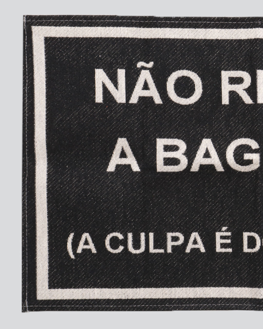 Trilhos-De-Porta-40x60cm---Preto-Listrado