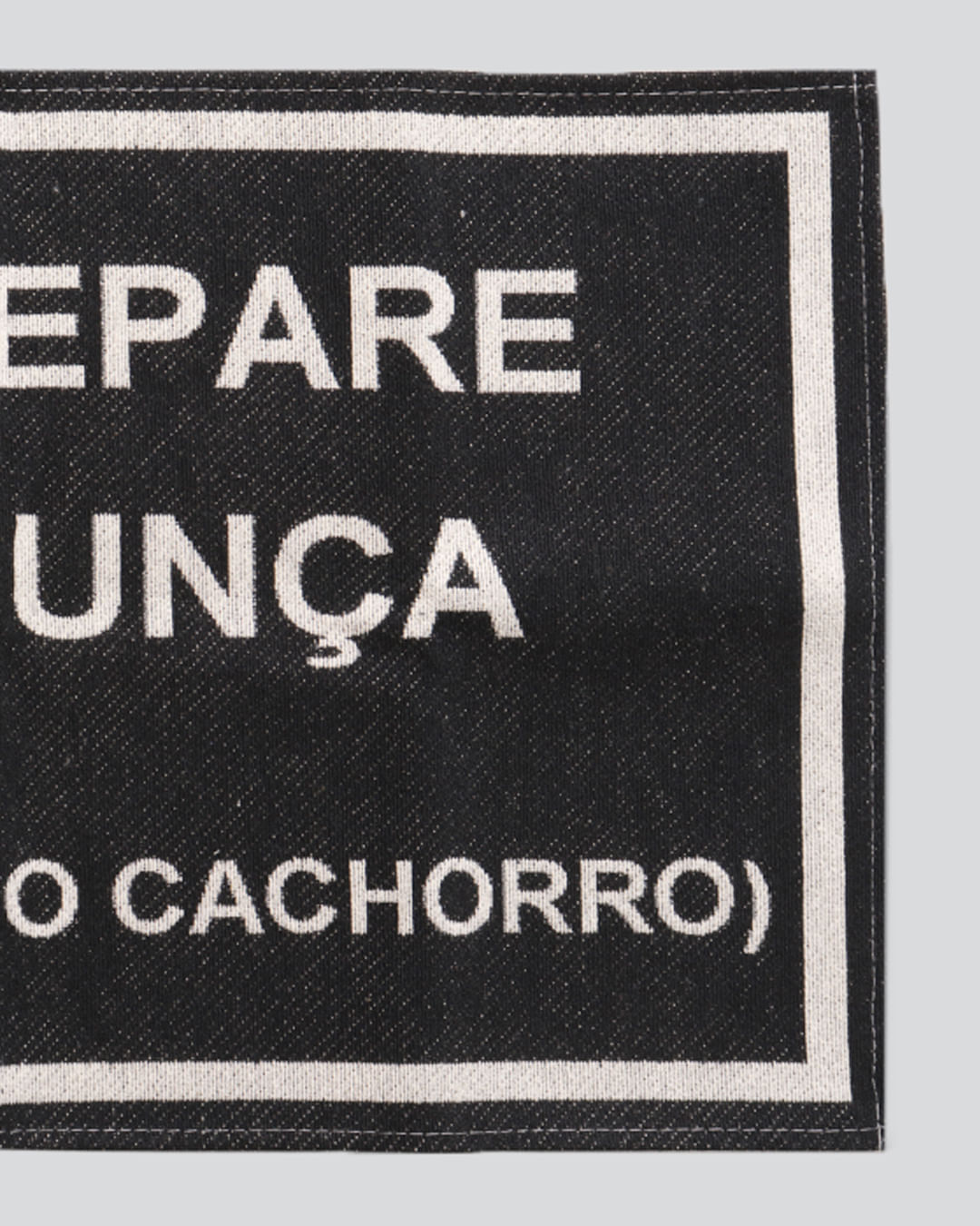 Trilhos-De-Porta-40x60cm---Preto-Listrado