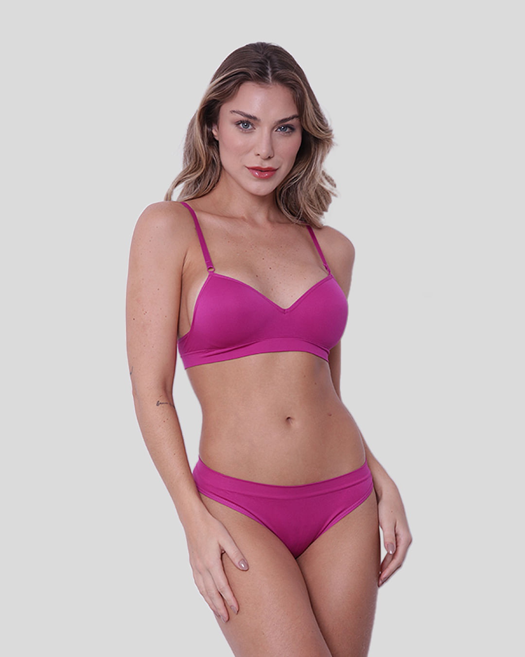Calc-0201-001-Biquini-Sem-Costura---Rosa-Escuro