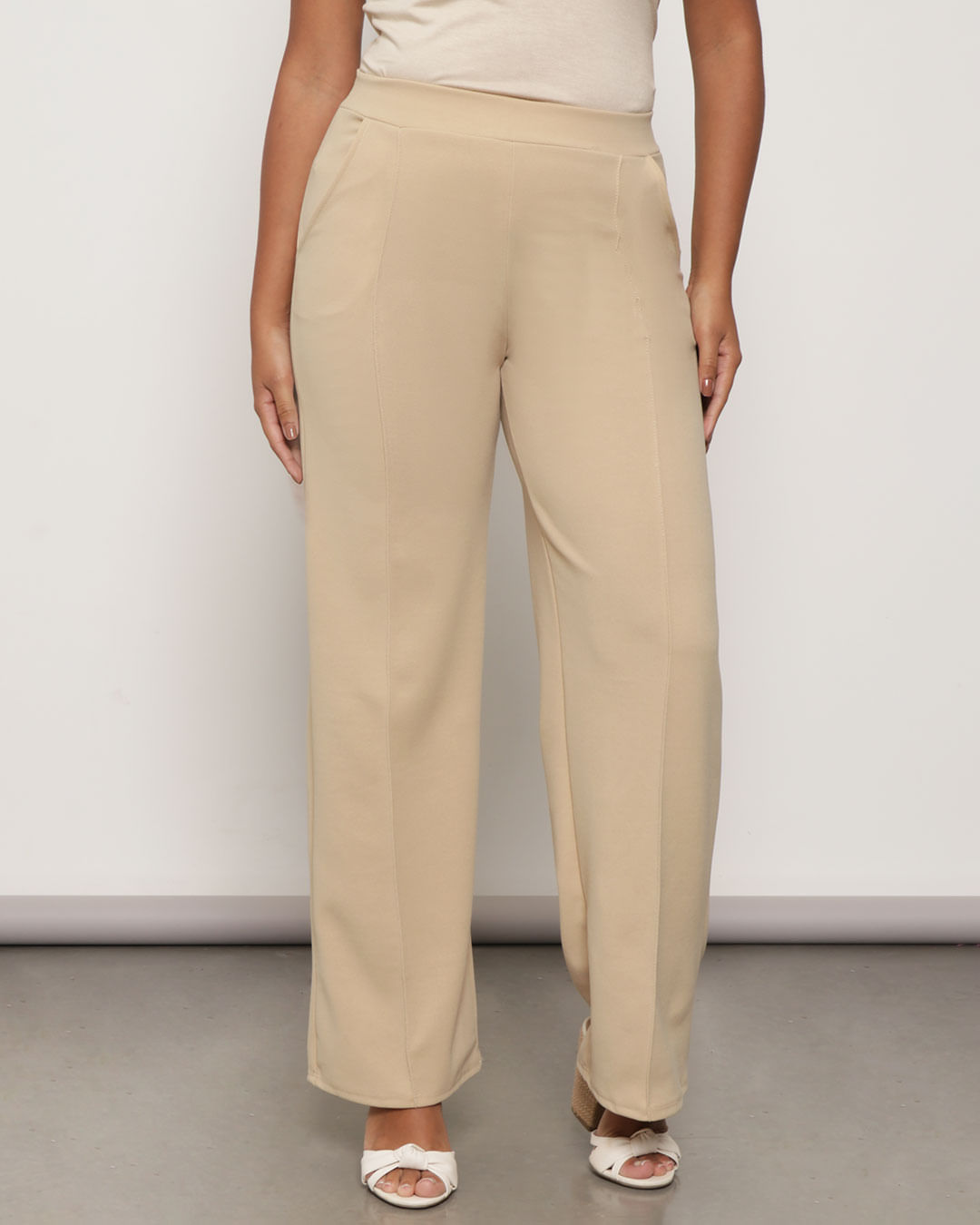 Calca-Vs678-C-Bolsos-E-Friso-Frontal---Bege-Claro