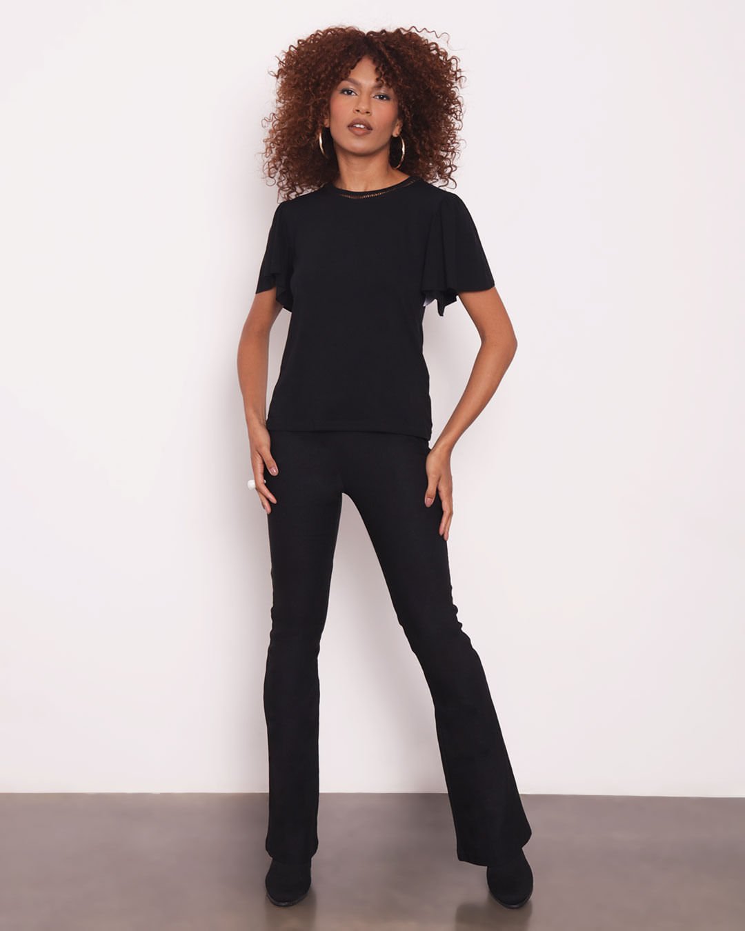 Blusa-Pl121-Babados-Manga---Preto