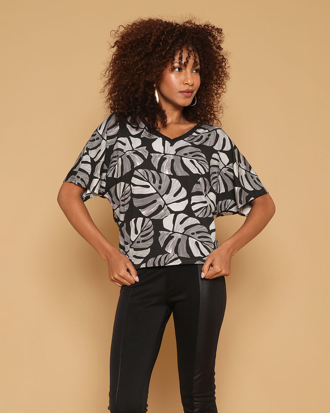 Blusa-Vs671-Estampada-C-Retilinea---Estampado-Outros