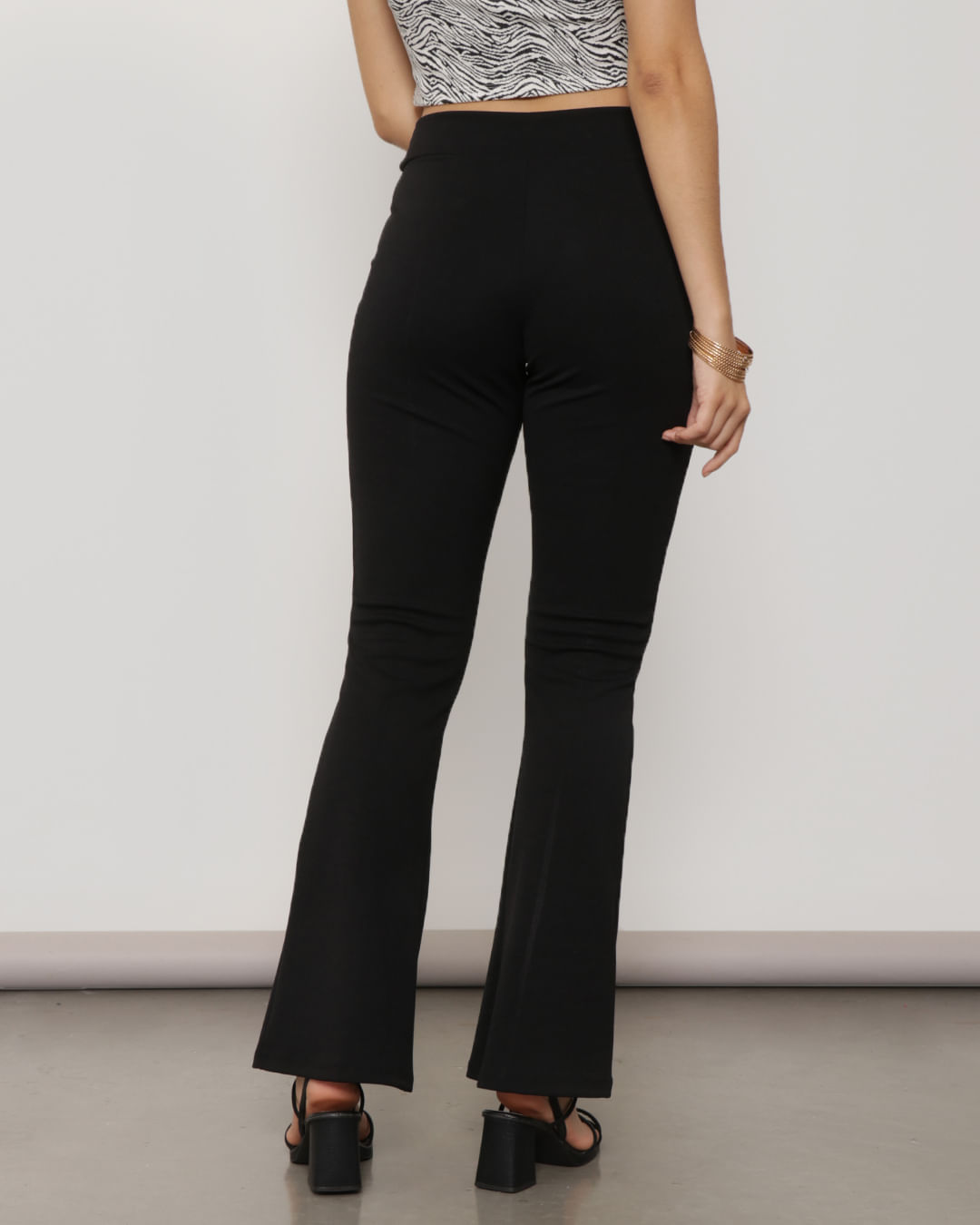 Calca-Flare-Malha-3000913---Preto