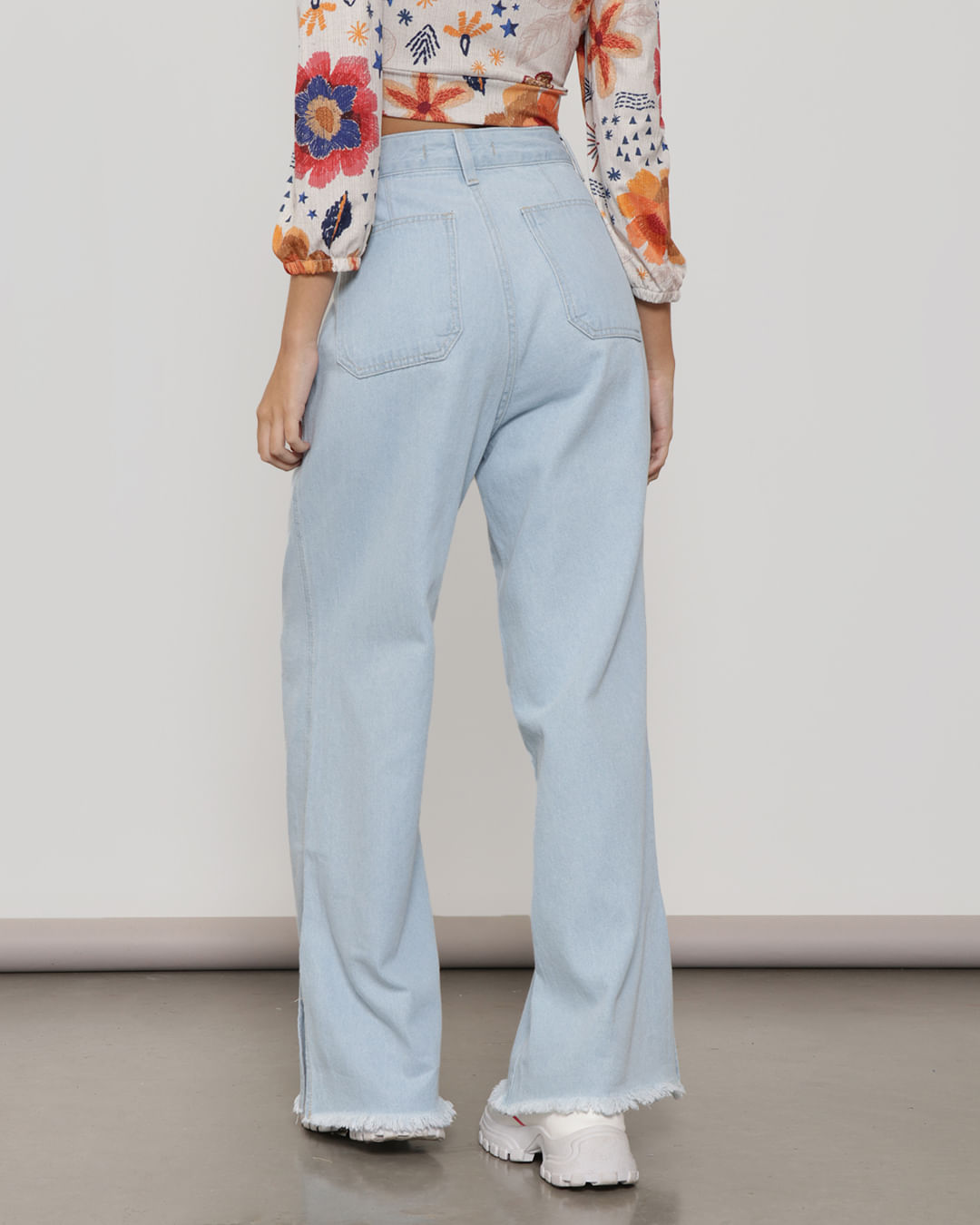 Calca-Re488-Jns-Cl-Bolso-Frontal-Fem-Ad---Blue-Jeans-Claro
