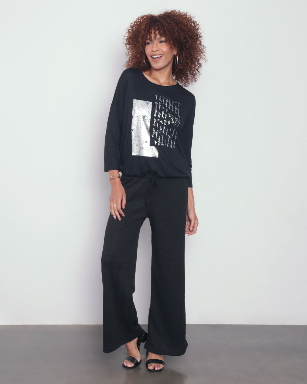 Blusa-Tt436-C-Estampa-Manga-78---Preto