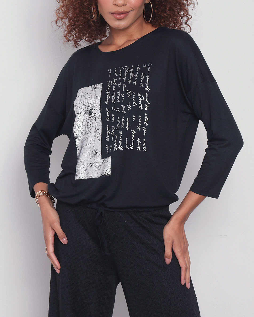 Blusa-Tt436-C-Estampa-Manga-78---Preto