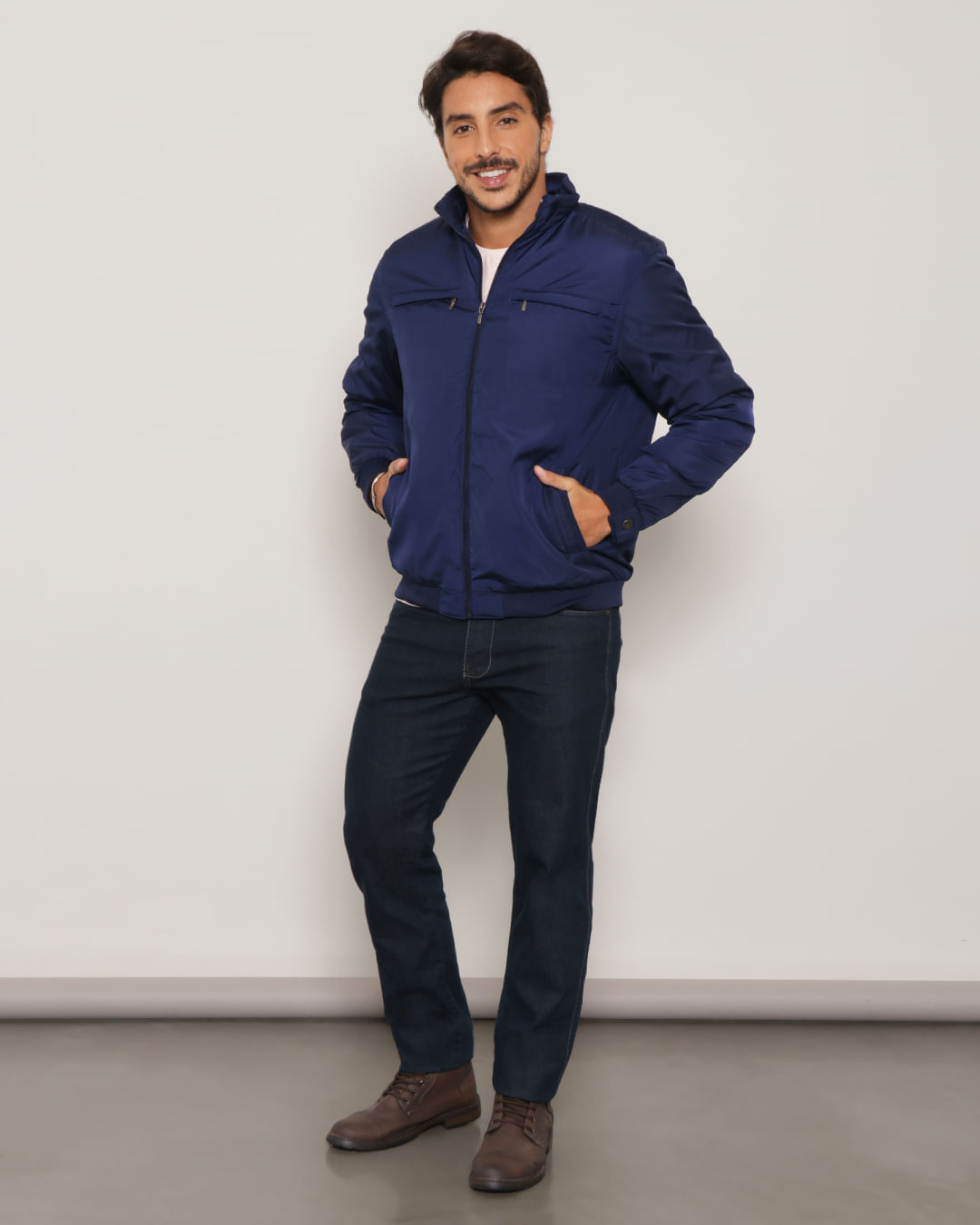 Jaqta-Amsterdan-7w23m-901-Mari-Pgg---Marinho
