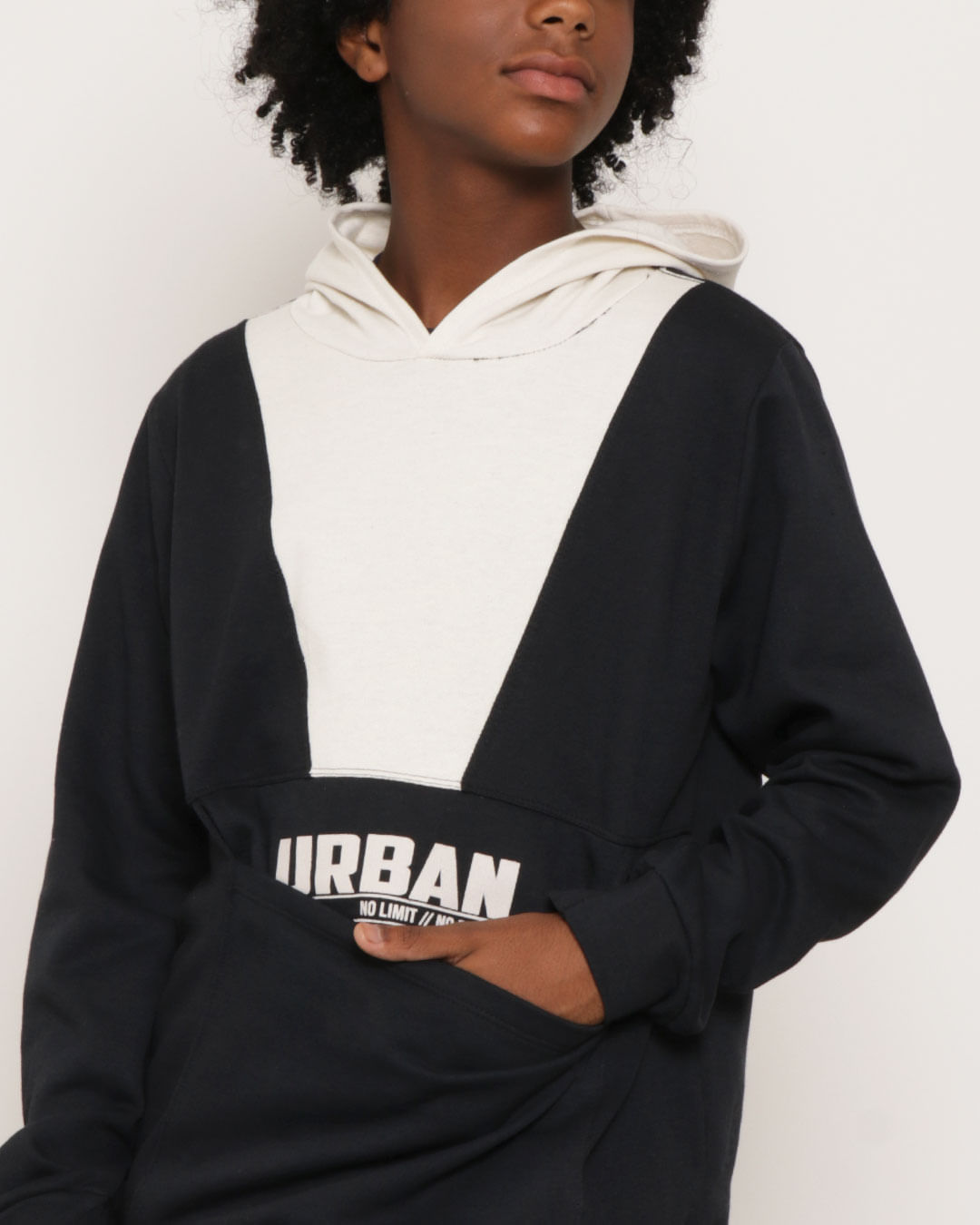 Blusa-03260262-Fc-Cp-M-1016-Urbano---Preto