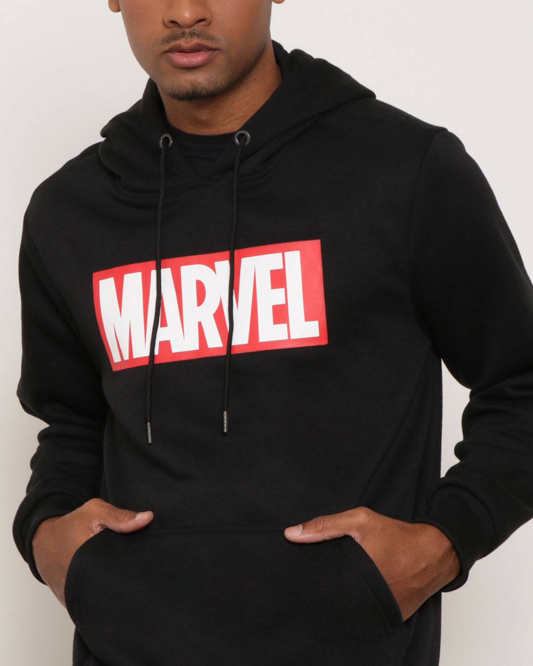 Moletom-Hoo06-Marvel---Preto