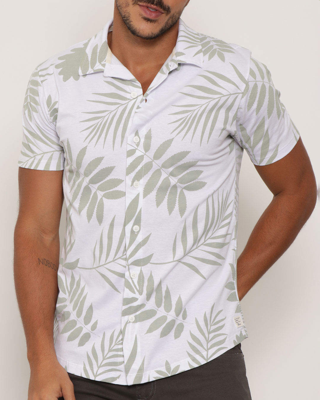 Camisa-Mc-Malha-Folhagem-Bco-Pgg---Branco-Floral
