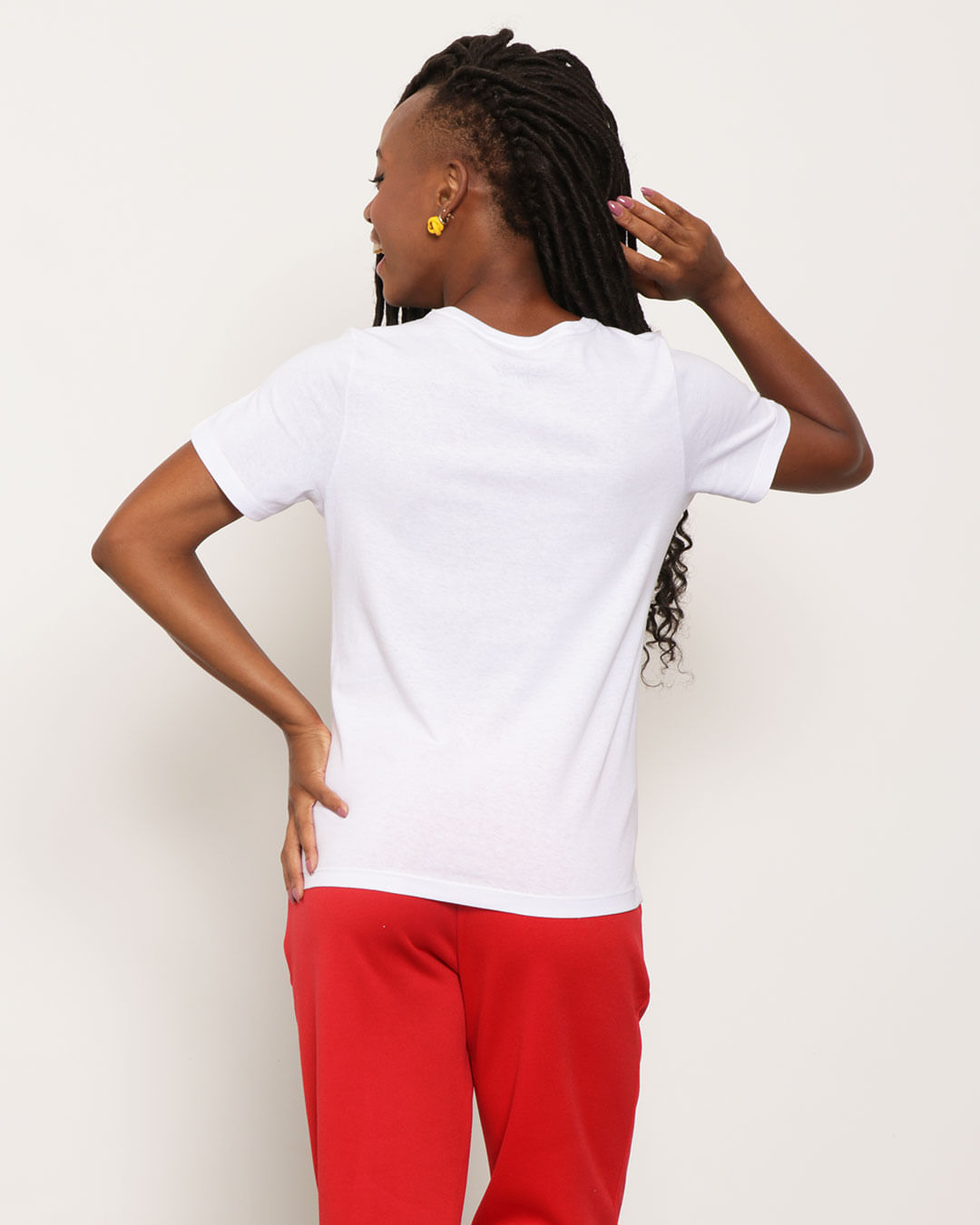 Camiseta-Pernalonga-Branco-F2240-P3---Branco