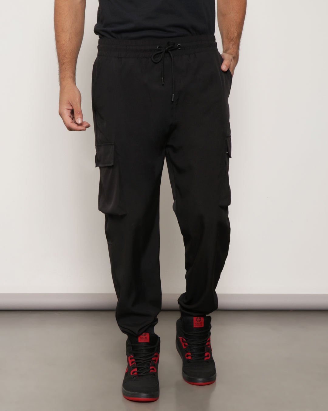 Calça Masculina Jogger Bolso Cargo Preta