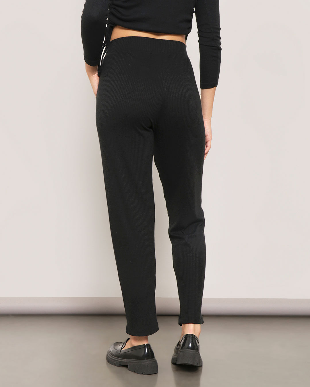 Calca-Reta-Canelado-Vj2033---Preto