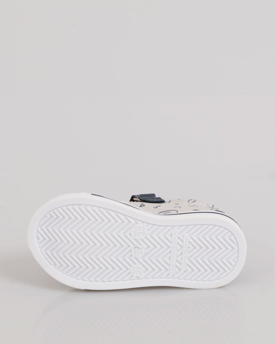 Tem-Bbo-10-22214-Czamro-Dog-2027---Cinza-Claro