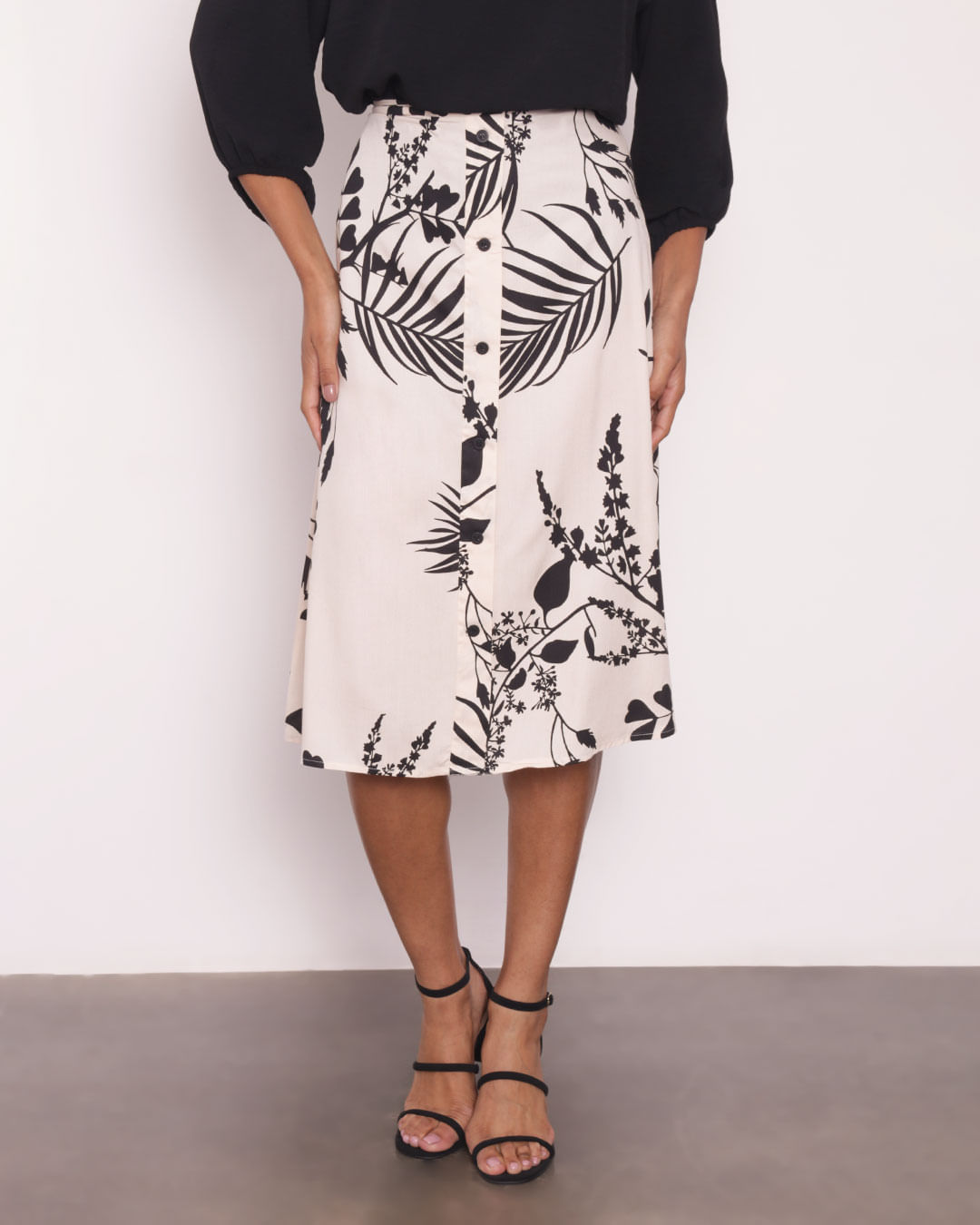 Saia-10235-Estampada-C-Botoes---Bege-Floral