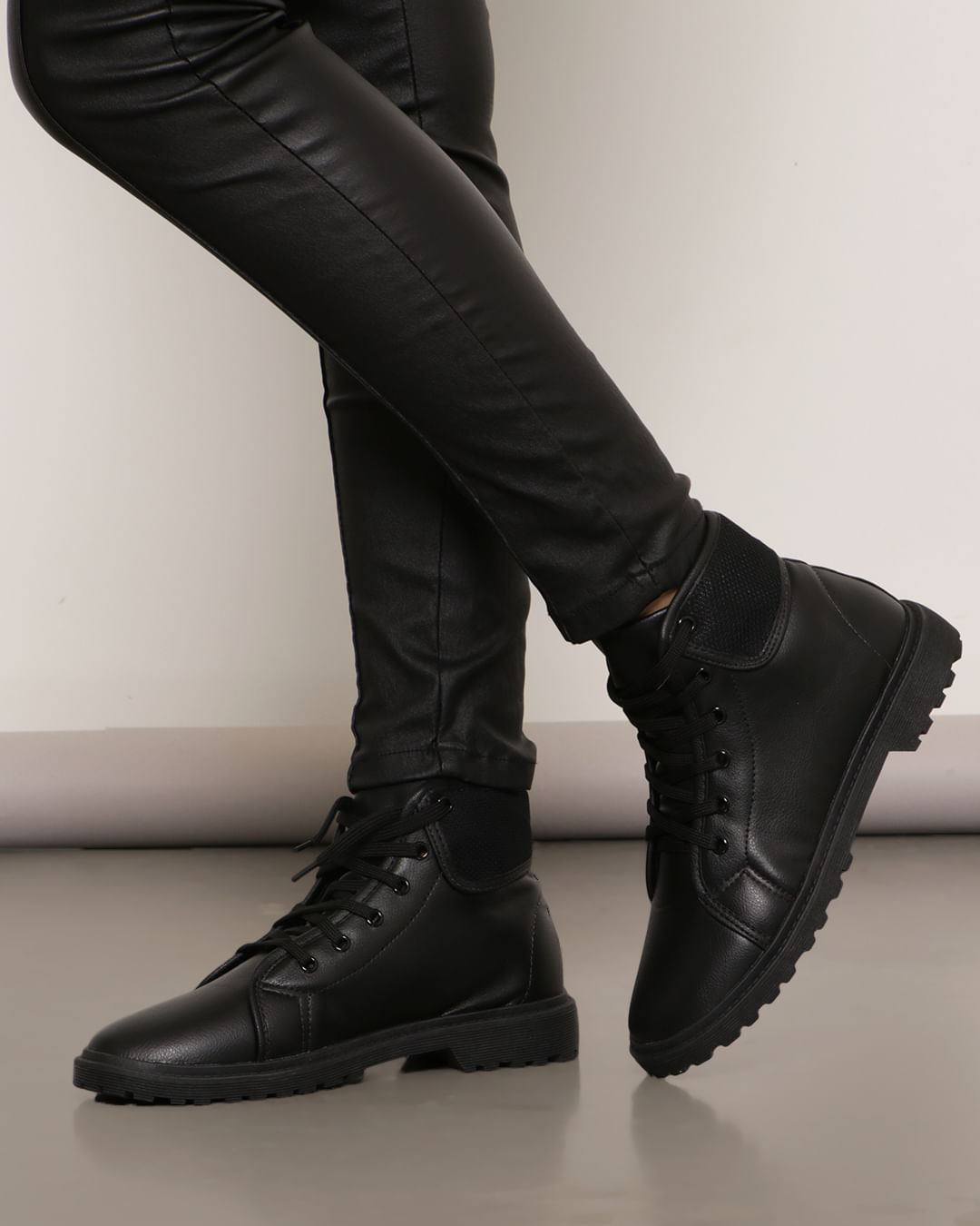 Bota-Cc-Tbo-484-Preto-3440---Preto