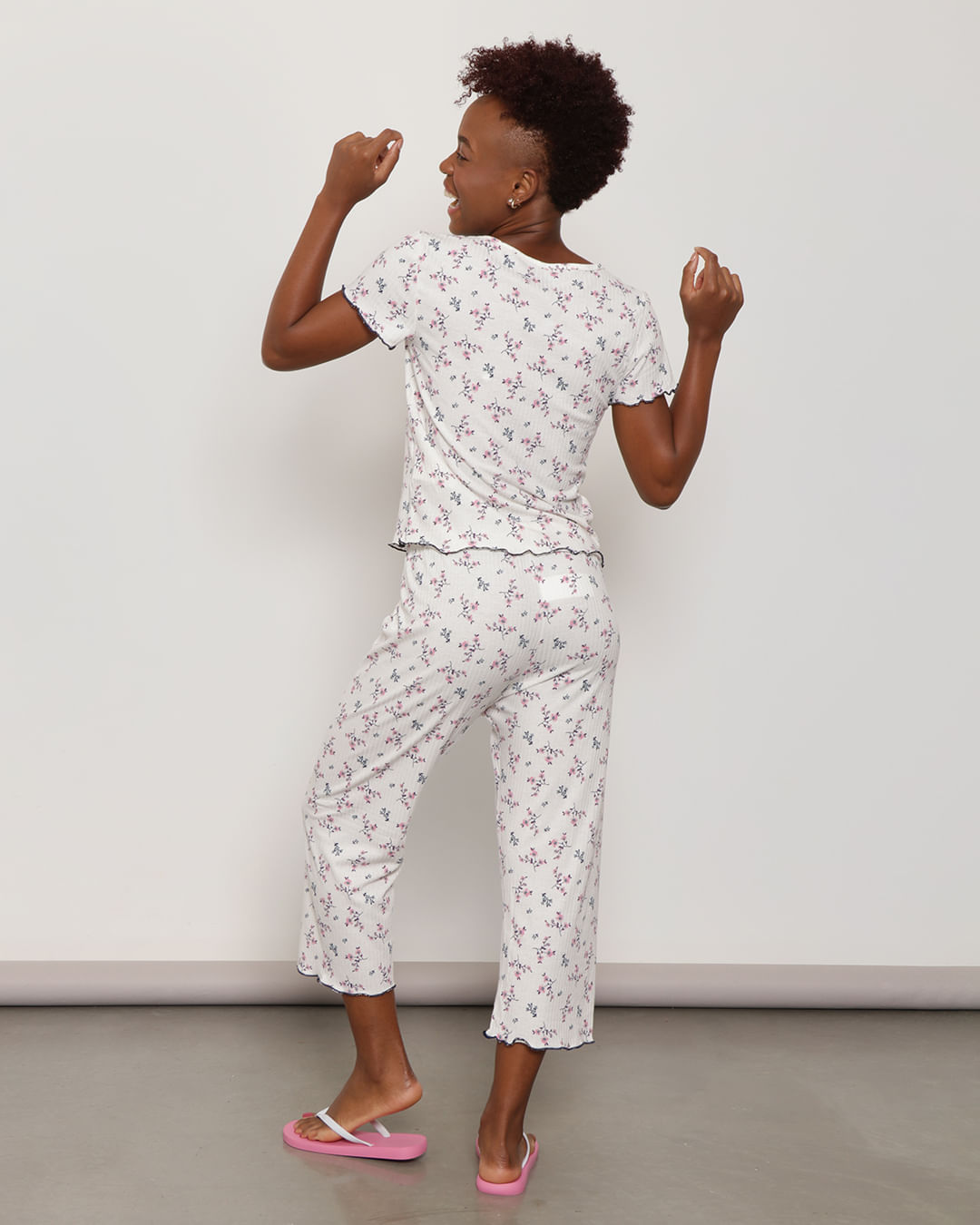Pij-29691ribana-Est-Bl-Mc-Cc-Pantacourt---Off-White