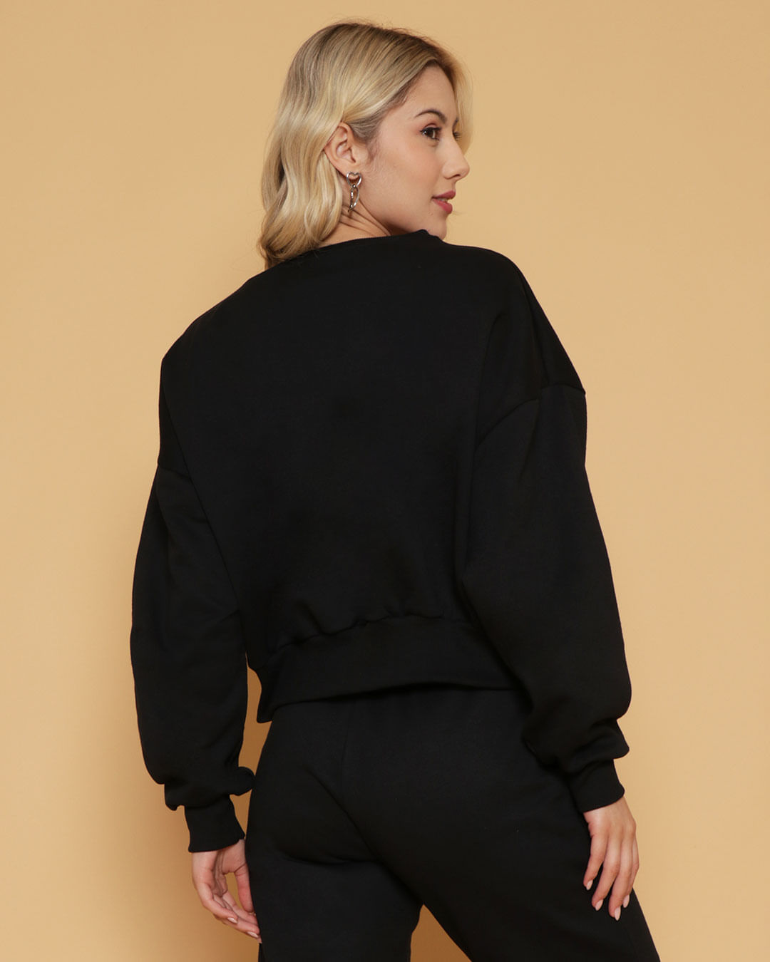 Moletom-Deslocado-Losangeles-Puff-231102---Preto